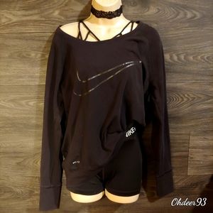 Nike dri-fit Medium black pullover
